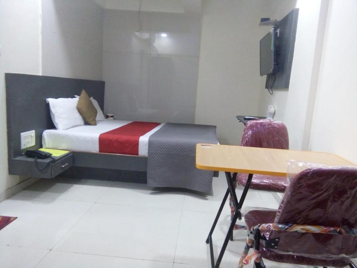 Terminus Square 호텔 Kurla 외부 사진
